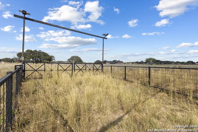 LOT 223 CR 6723 Ih 35 N Natalia, TX 78059
